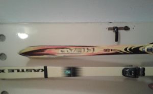 Použité lyže rovné s viazaním-detské 70cm, dámske 180cm, pánske 200cm